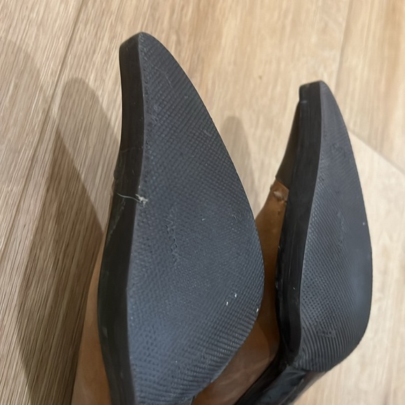 Donald Pliner Cowgirl Western Style Mules / Clogs with Rubber Soles - Picture 15 of 16